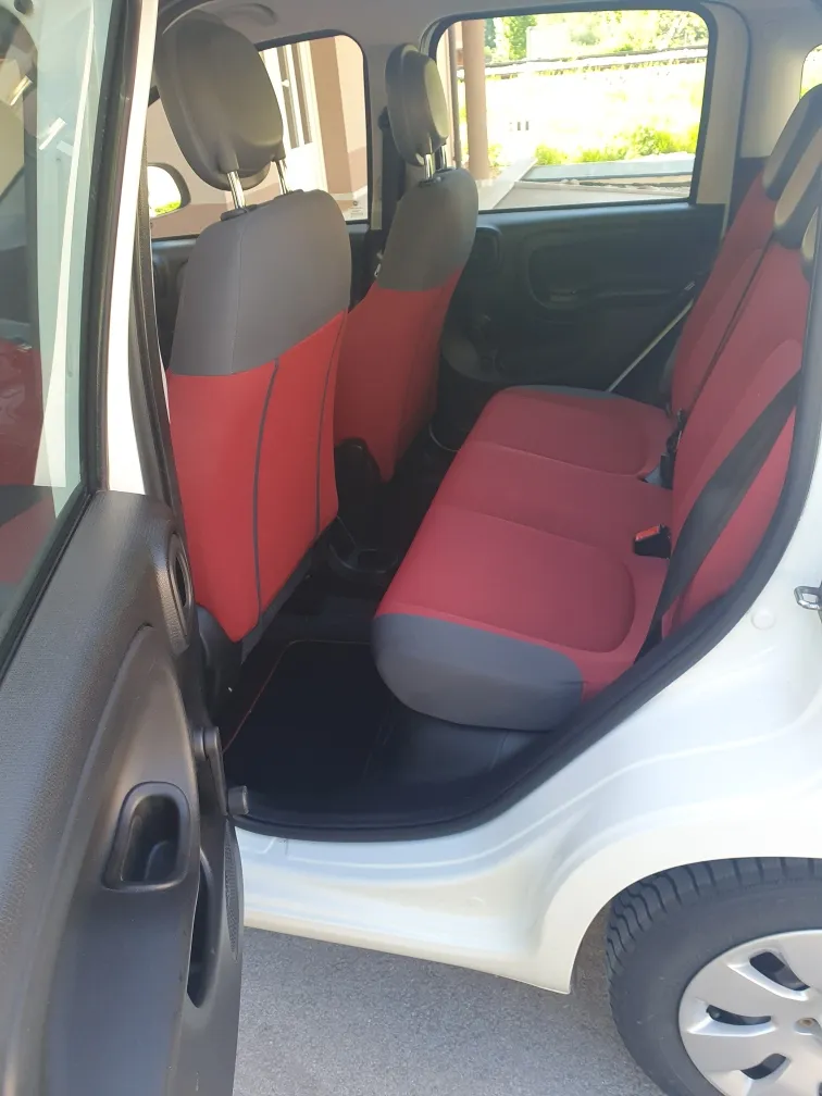 Notranja slika - Fiat Panda - 4x4 1,3 Multijet Rock - 16