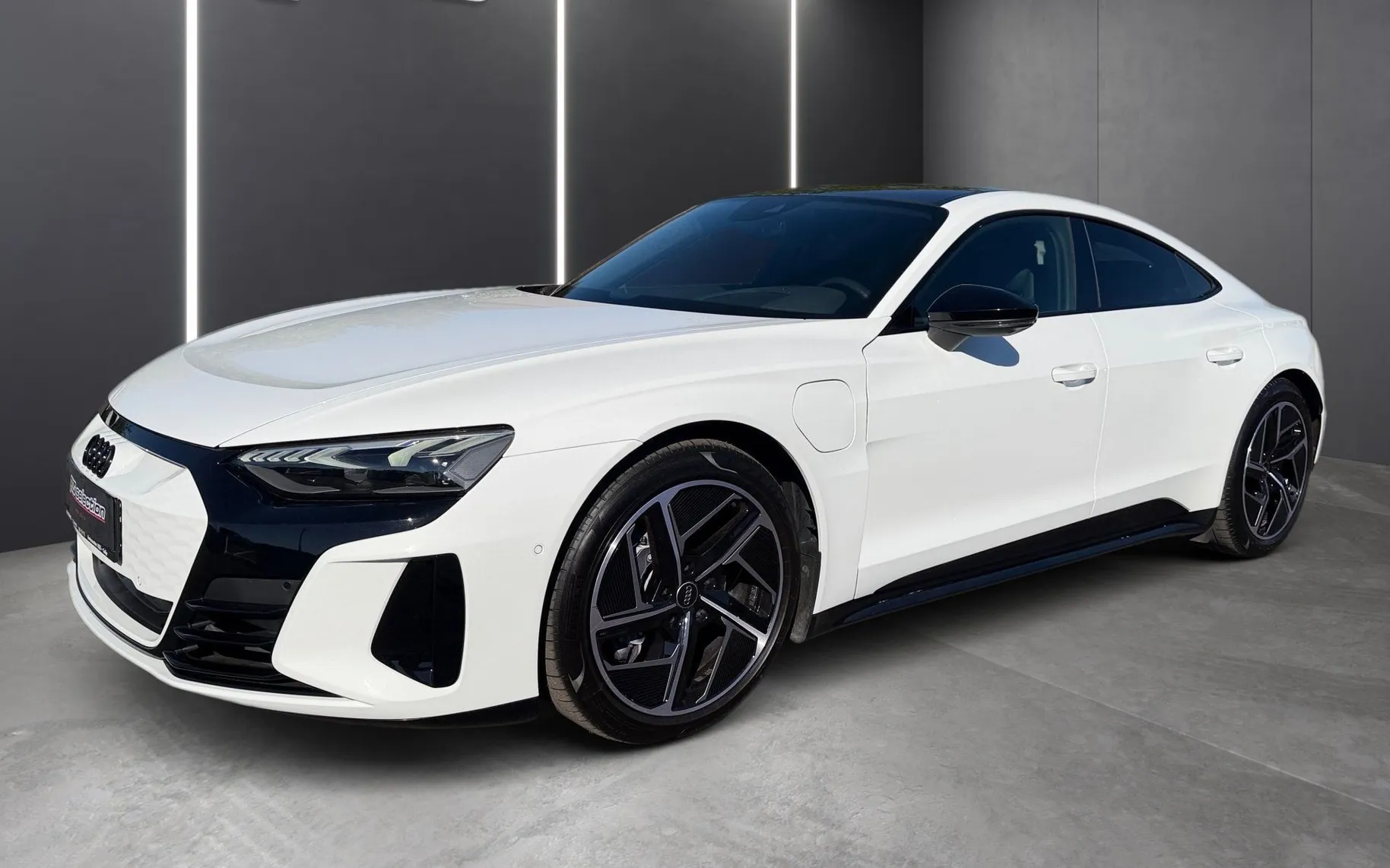 Zunanja slika - Audi e-tron GT - Quattro-Zračno Vzmetenje Panorama-Matrix-Keyles - 1