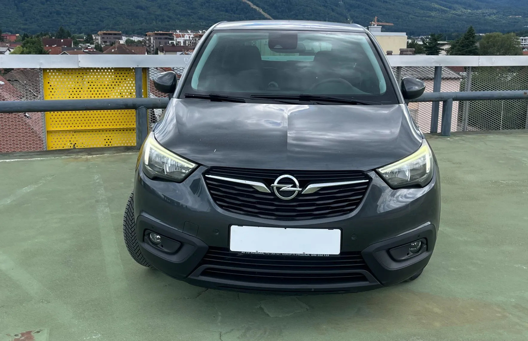 Zunanja slika - Opel Crossland X - NAVI.2XPDC.OGR.SEDEŽ IN VOLAN.TEMPOMAT - 2