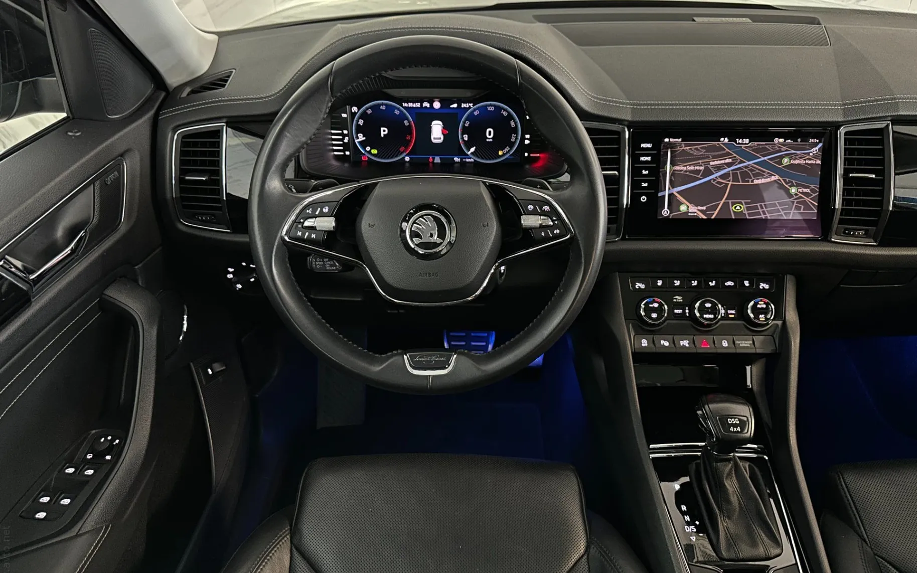 Notranja slika - Škoda Kodiaq - 2.0 TSI 4x4|LK|Pano|ACC|360K|Hlaj|Memory|Canton| - 9
