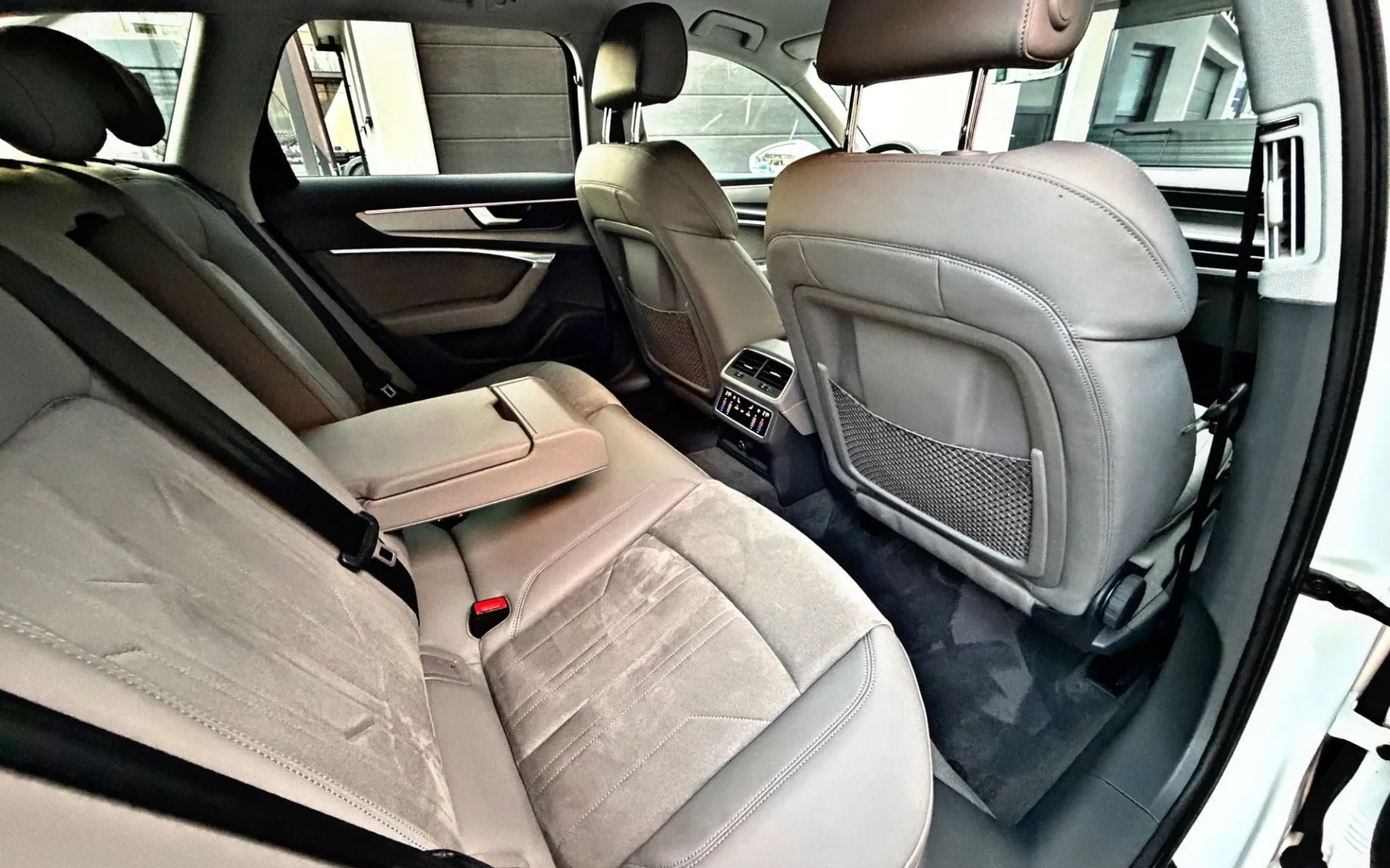 Notranja slika - Audi A6 Avant - 50 TDI QUATTRO S LINE-ZRAČNO-MATRIX-NAVI-KOT NOV.. - 11