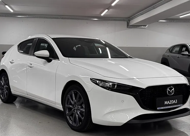 Zunanja slika - Mazda Mazda3 - G140 CENTER-LINE | HEAD-UP | RADAR | ZALOGA - 3