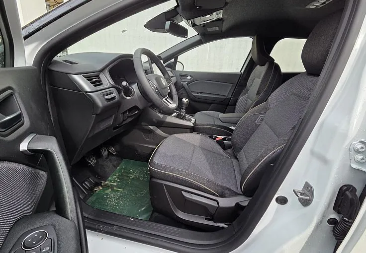 Zunanja slika - Renault Captur - Techno TCe 115 + Strešni nosilci + 5 let jamstva - 8