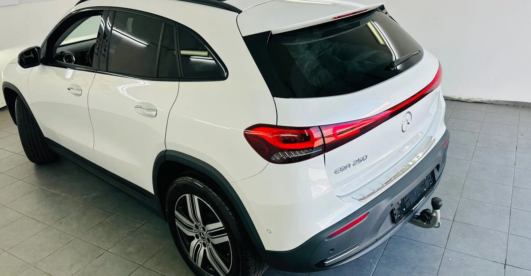 Zunanja slika - Mercedes-Benz EQA - 250 Progress.NEMŠKI.PANORAMA.KLJUKA.LED.ACC.USNJE - 19