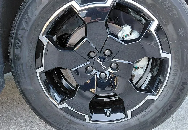Zunanja slika - Baic BJ30 - 1.5T e-HYBRID 4WD - NA ZALOGI - 12