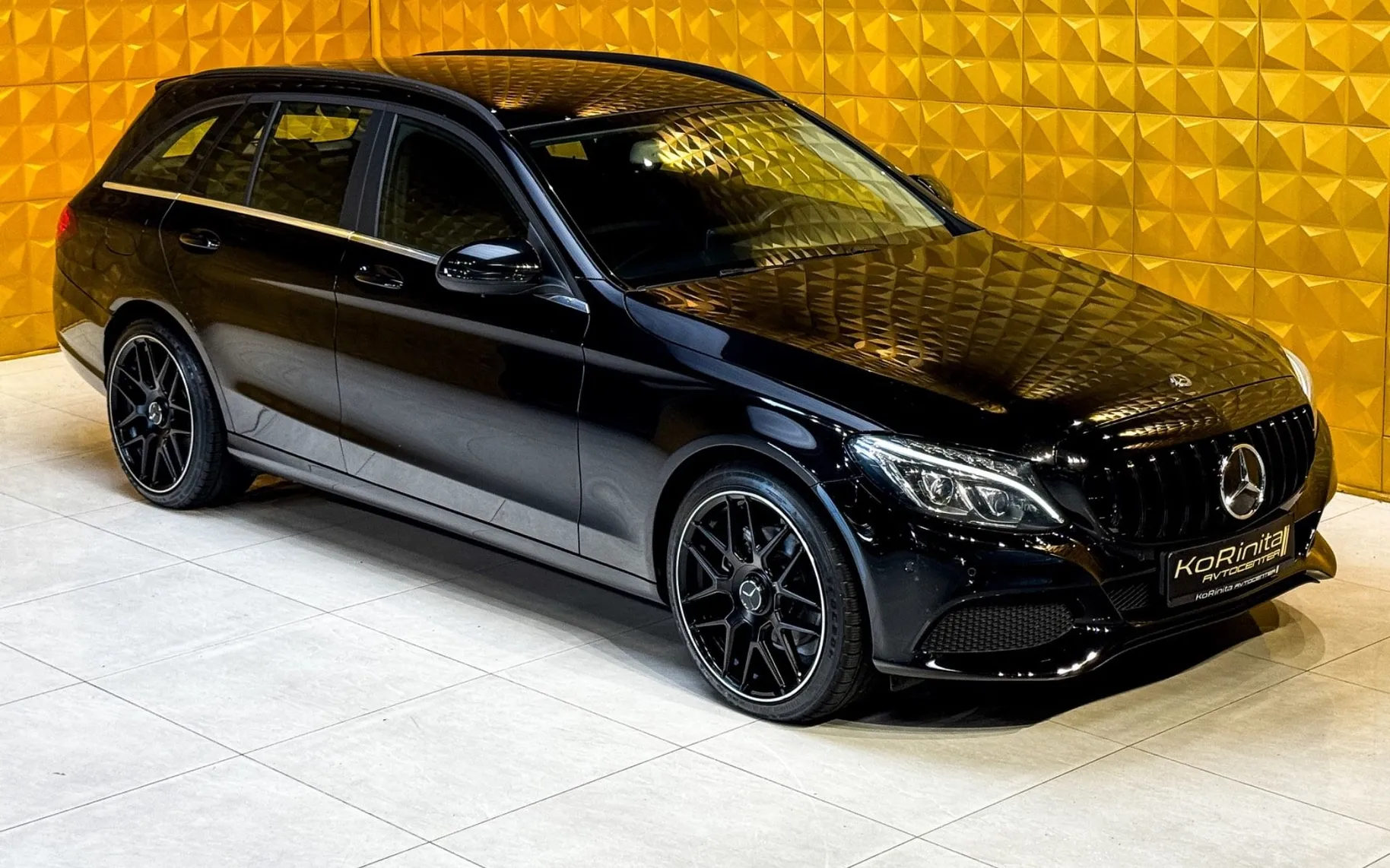 Zunanja slika - Mercedes-Benz C-Razred - C200d AUT. GRETJE-BURMESTER-NAVI-F1-VLECNA KLJUKA. - 2