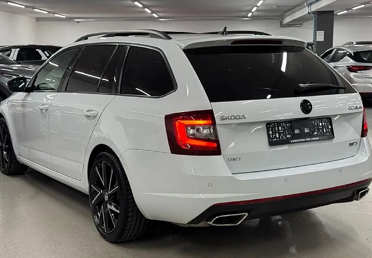 Zunanja slika - Škoda Octavia - RS 2.0 TDI 4x4 DSG | PANORAMA | ODLIČNA PRILOŽNOST - 4