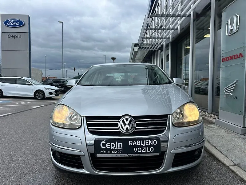 Zunanja slika - Volkswagen Jetta - 1.9 TDI Trendline - 2