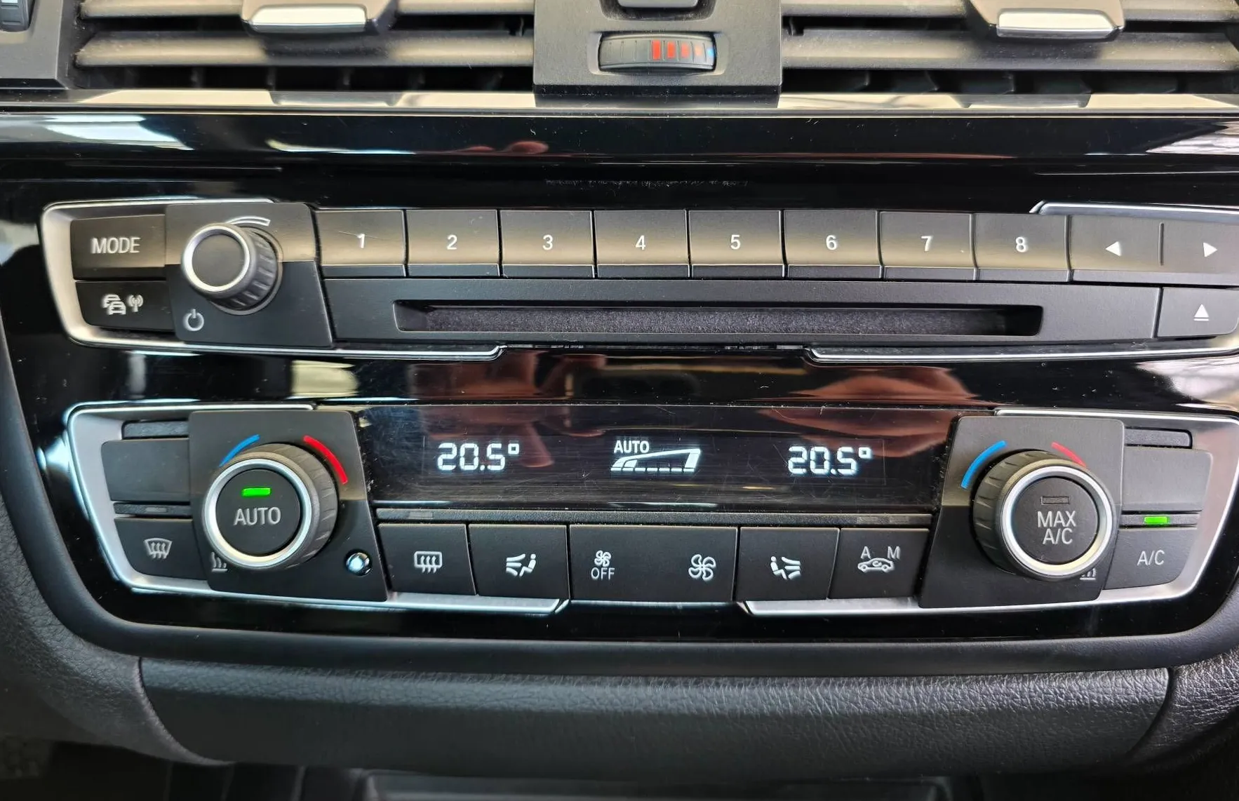 Zunanja slika - BMW Serija 4 - Coupe: 420d-AVT-SPORT LINE-140KW-XENON-LED -USNJE-NAVI- - 14