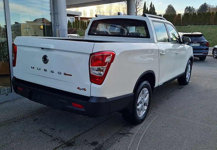 Zunanja slika - SsangYong Musso - 2.2 XDi ULTIMATE 4WD - 5