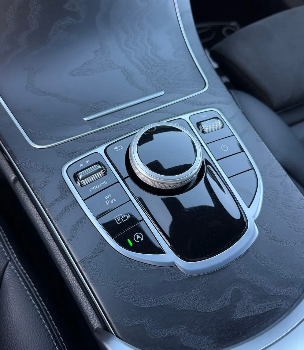 Zunanja slika - Mercedes-Benz C-Razred - C 200d AUT.-AMG-MOD.MODEL-NAVI-KAMERA-FULLLED-18C - 13
