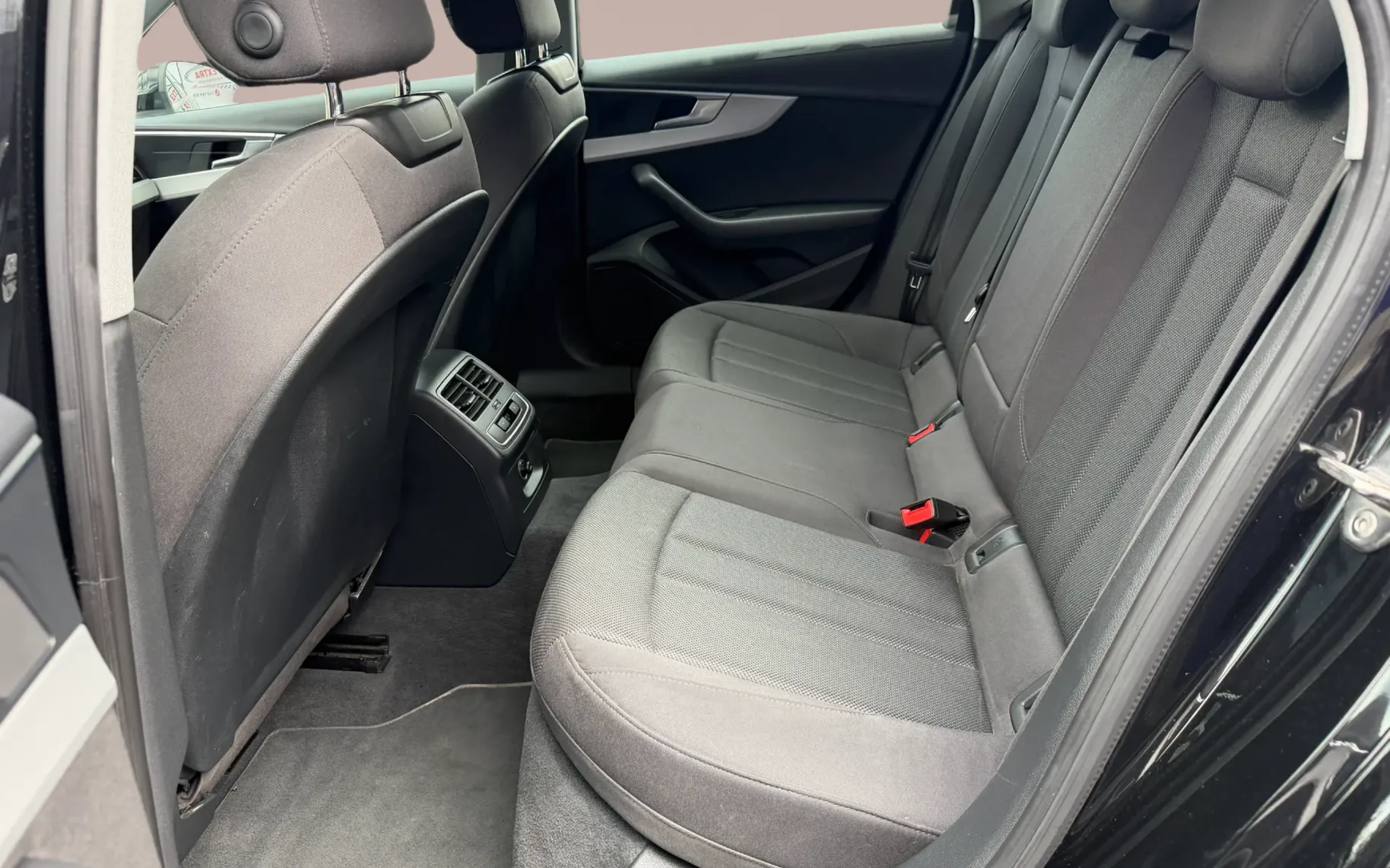 Zunanja slika - Audi A4 - Avant 35 TFSI S tronic - 6