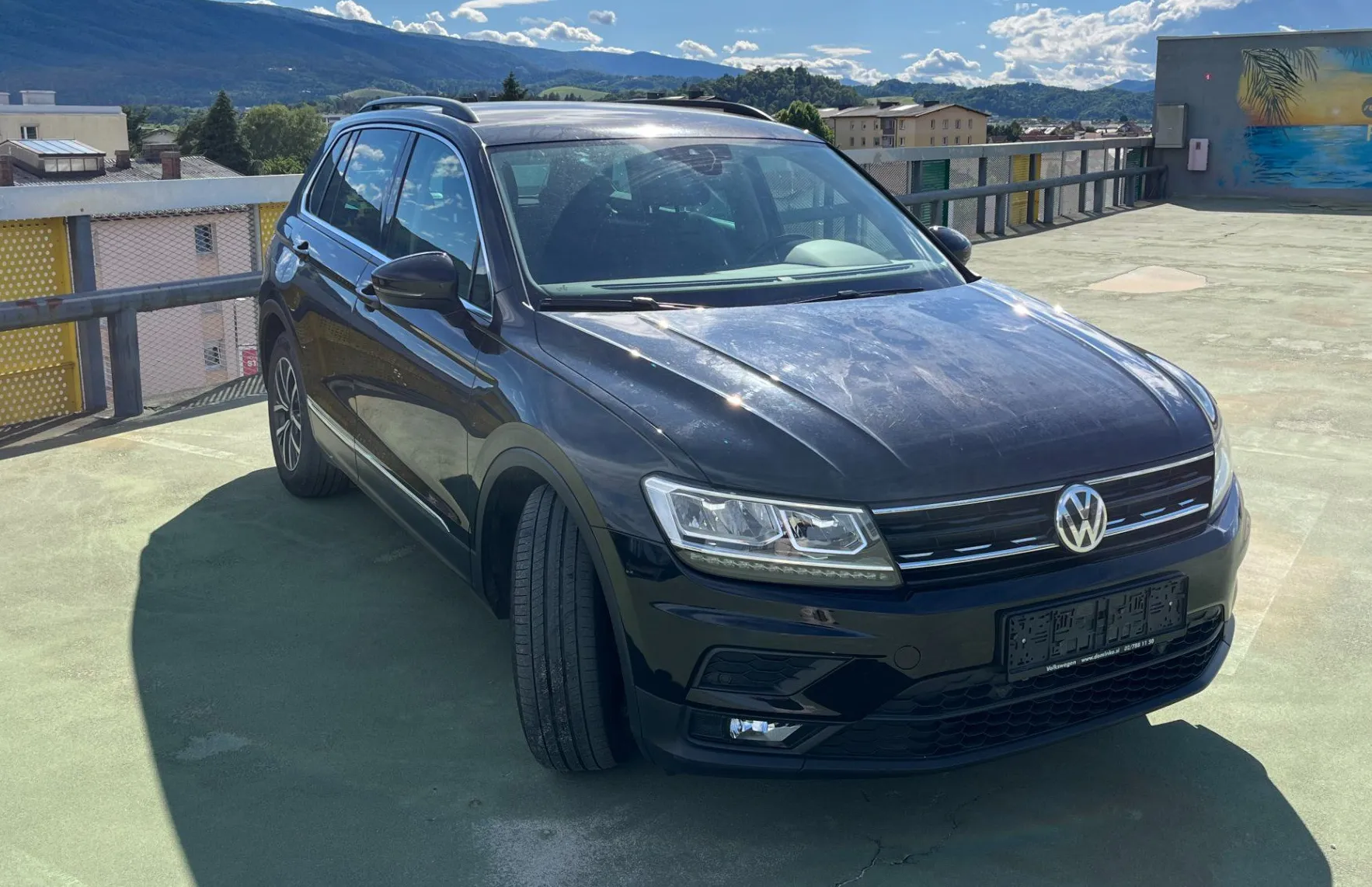 Zunanja slika - VW Tiguan - 2.0 TDI BMT Comfort Edition LED. NAVI. VZR. KAM. - 3