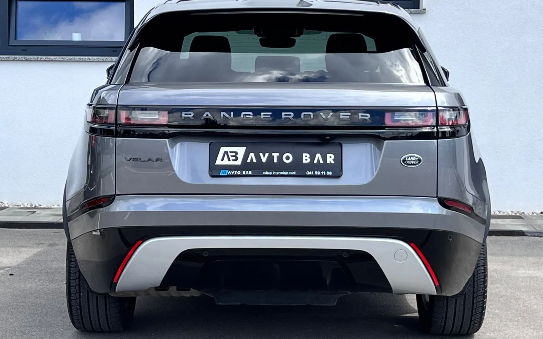 Notranja slika - Land Rover Range Rover Velar - R-DYNAMIC+SLO+1.LAST+MATRIX+3D+ACC+AWD+HF-FI... - 7