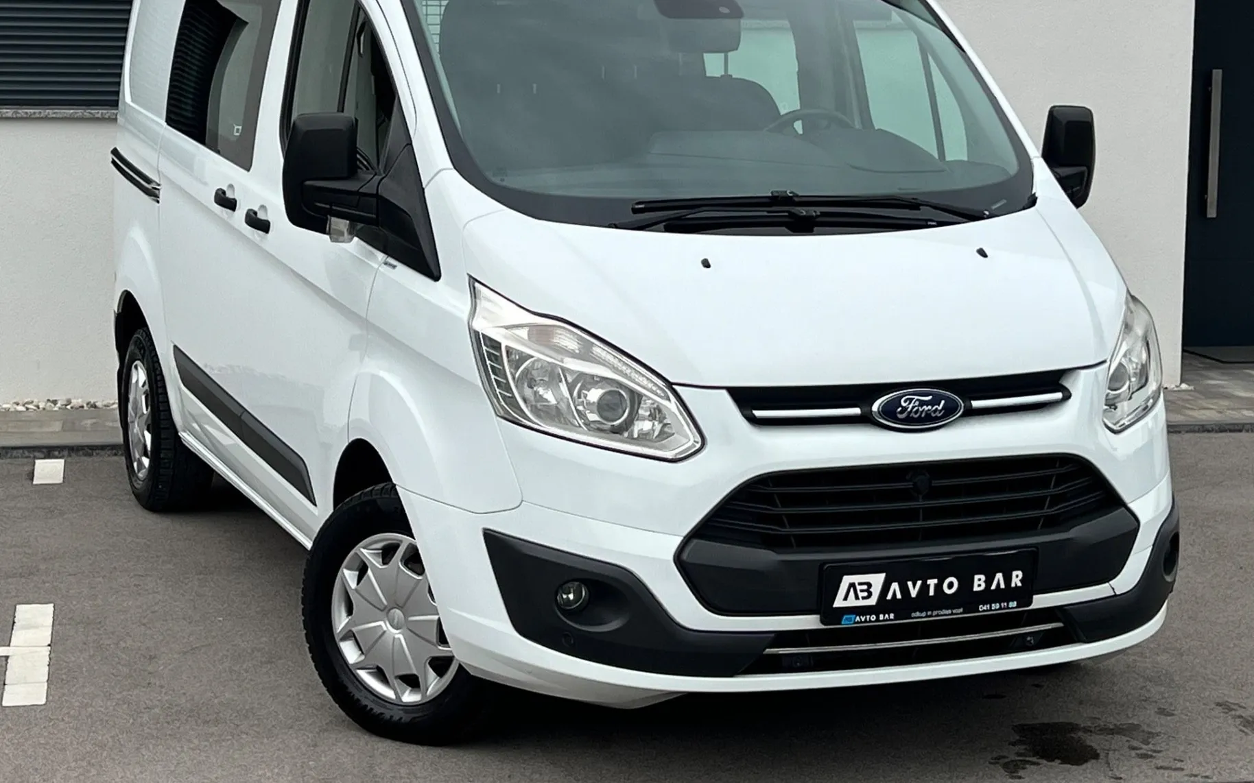 Zunanja slika - Ford Transit Custom - 2.0 TDCI+SLO+6SED+KLJUKA+PDC - 1