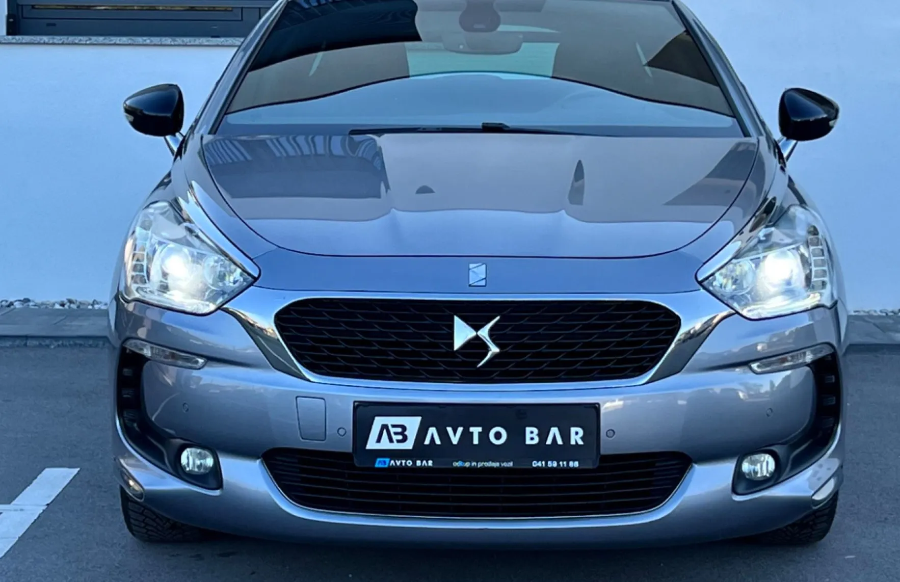 Zunanja slika - Citroën DS5 - KOT NOV+NAVI+PANORAMA+ALU+PDC - 2
