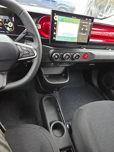 Zunanja slika - Renault Twingo - E-Tech Techno +Varnost parkiranje napredno polnenj - 17