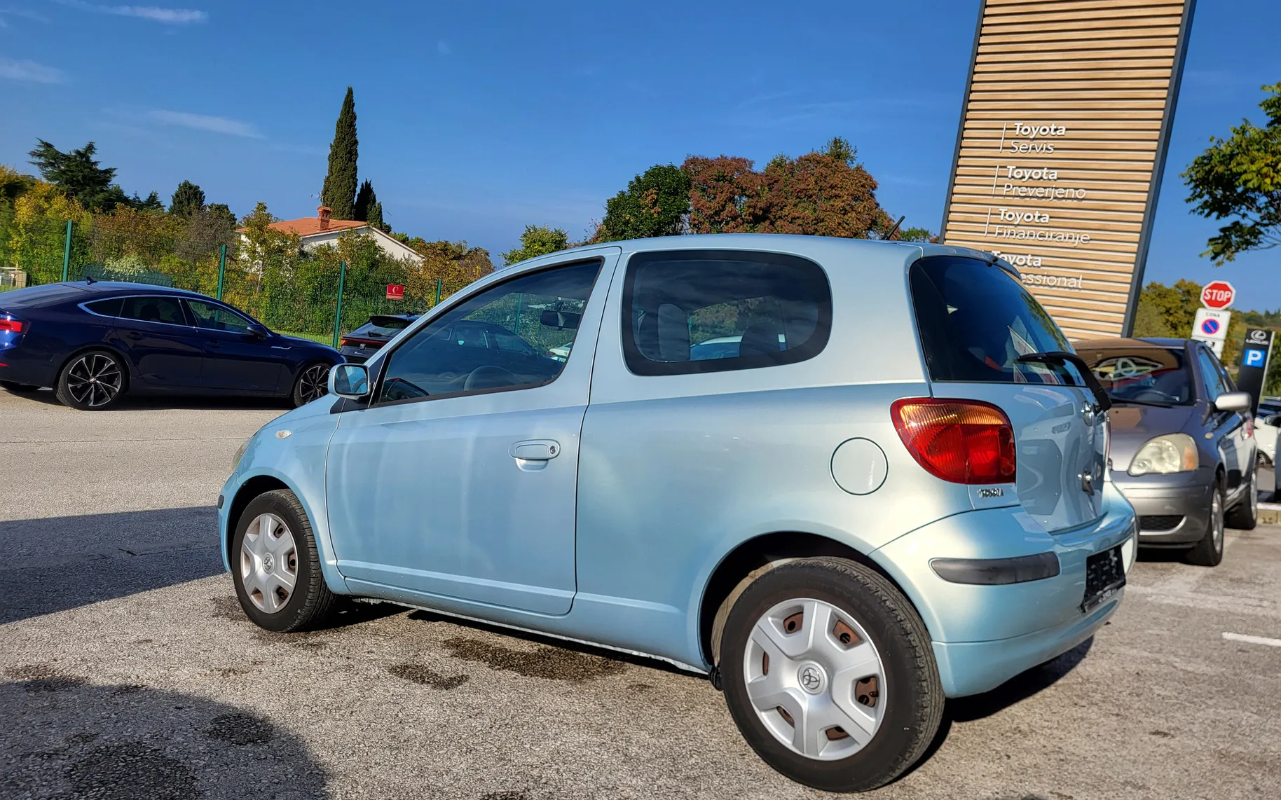 Zunanja slika - Toyota Yaris - 3V 1.0 VVT-i - 4