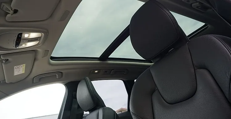 Zunanja slika - Volvo XC60 - B4  D  Core AT FWD+12.MES.JAM.+USNJE+PANO+MEMORY - 15