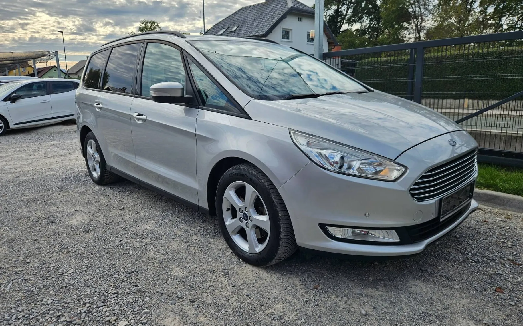 Zunanja slika - Ford Galaxy - 2.0 TDCi Titanium AVT.  NAVI 7 SEDEŽEV - 2