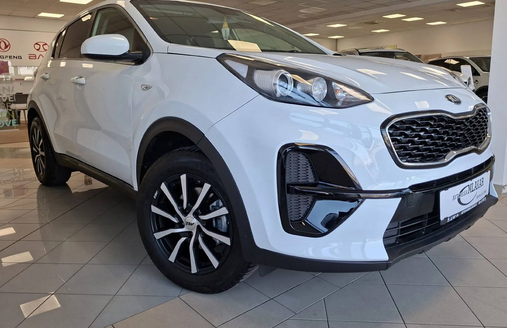 Zunanja slika - KIA Sportage - 1.6 CRDi 100kW AWD EX Fresh ISG. M T- - 1