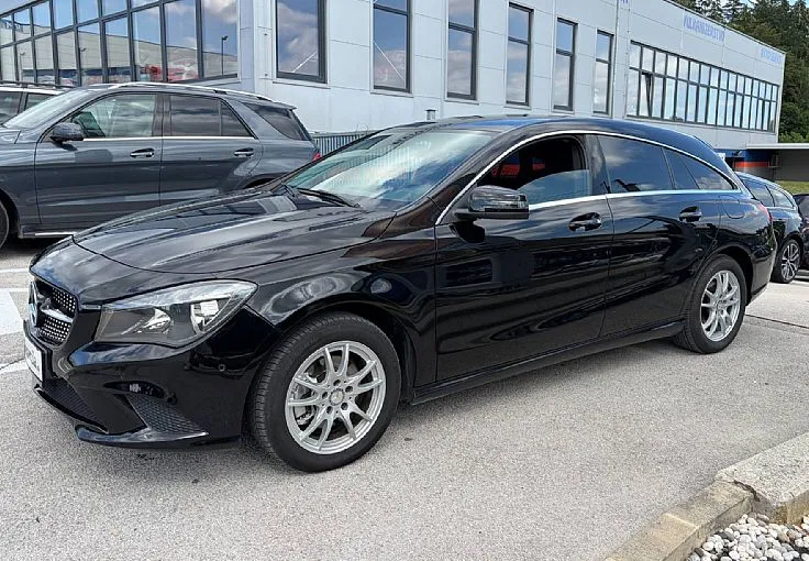 Zunanja slika - Mercedes-Benz CLA-Razred - CLA Shooting Brake CLA 200 d Shooting Brake ZELO LEPO OHRANJEN - 4
