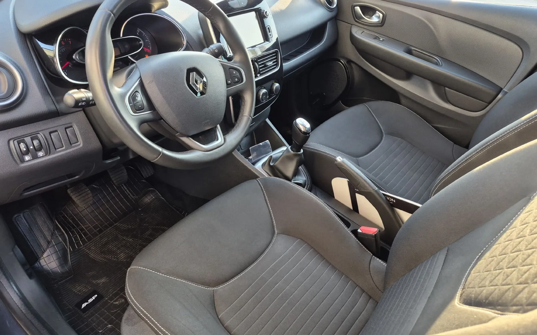 Zunanja slika - Renault Clio - Limited 1.2 16v - 8
