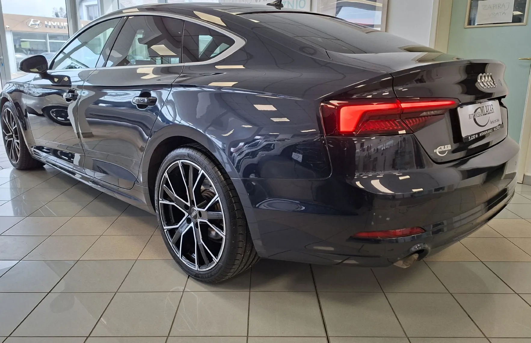 Zunanja slika - Audi A5 - Sportback 2.0 TDI Sport-LED-NAVI-PDC-USNJE- - 3