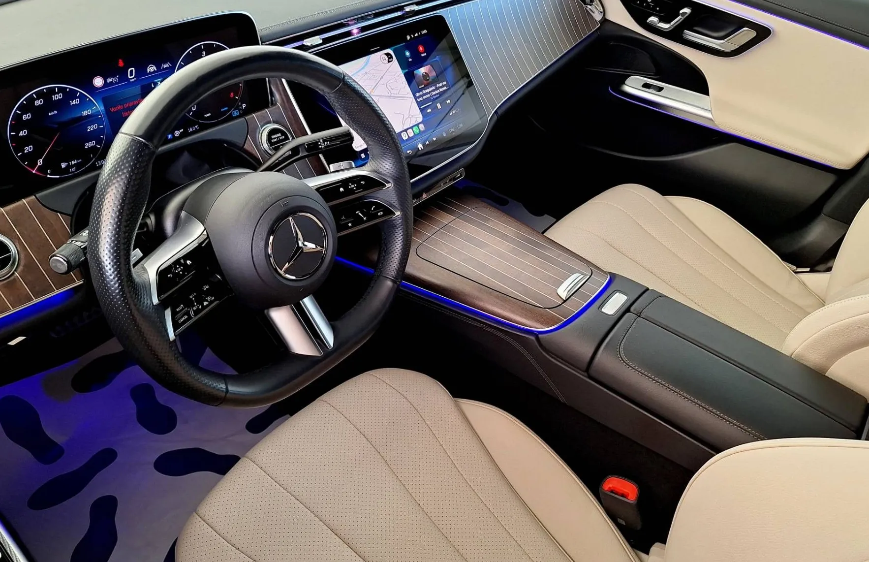 Zunanja slika - Mercedes-Benz E-Razred - E 220d 4MATIC AMG Line•AIR•KAM360•AMBIENT•MEMORY• - 10