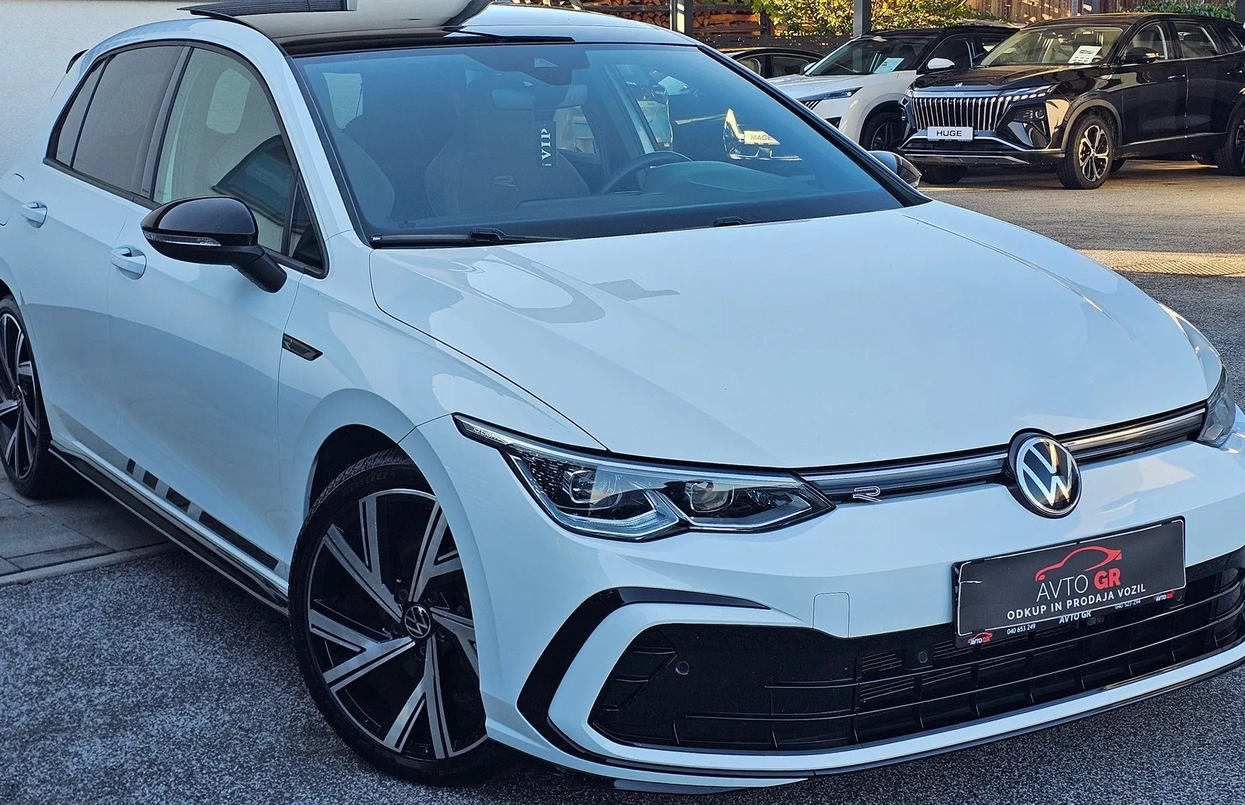 Zunanja slika - Volkswagen Golf - 1.5 eTSI ACT R-Line DSG- ŠIBEDAH-IQ LED-ŠP.IZPUH. - 15