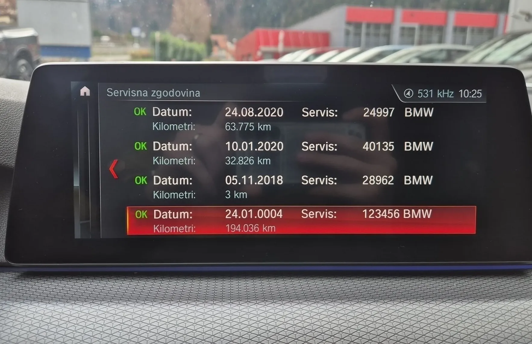 Zunanja slika - BMW Serija 5 - Touring: M-Optic 530d xDrive AUT-LED-RADAR-360KAM-VK-NAV - 2