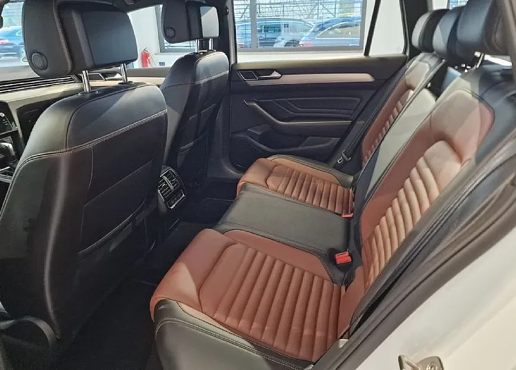 Zunanja slika - VW Passat - Variant 2.0 TDI SCR DSG Elegance - 8