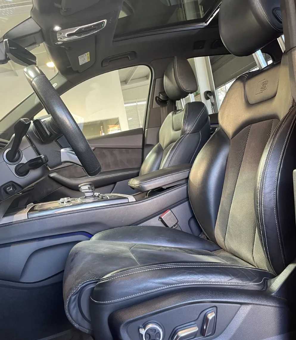 Zunanja slika - Audi Q7 - ZRAČNO-HUD-PANO-NAVI-MEMORY-ALCANTARA-VIRTUAL-22C - 9