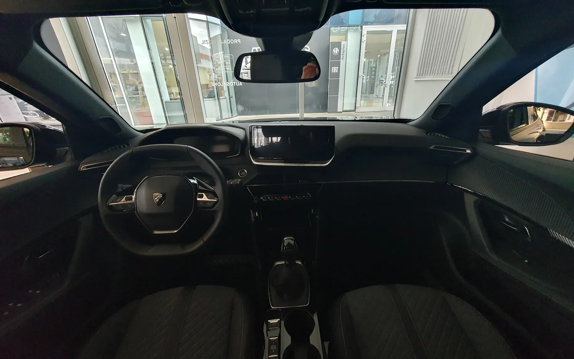 Zunanja slika - Peugeot 2008 - GT HIBRID 145 - PANORAMA - NA ZALOGI - 14