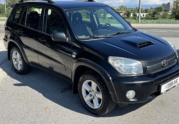 Zunanja slika - Toyota RAV4 - 2.0d 116ks 4x4 °SLO-POREKLO° °SAMO 190.900 km° - 2