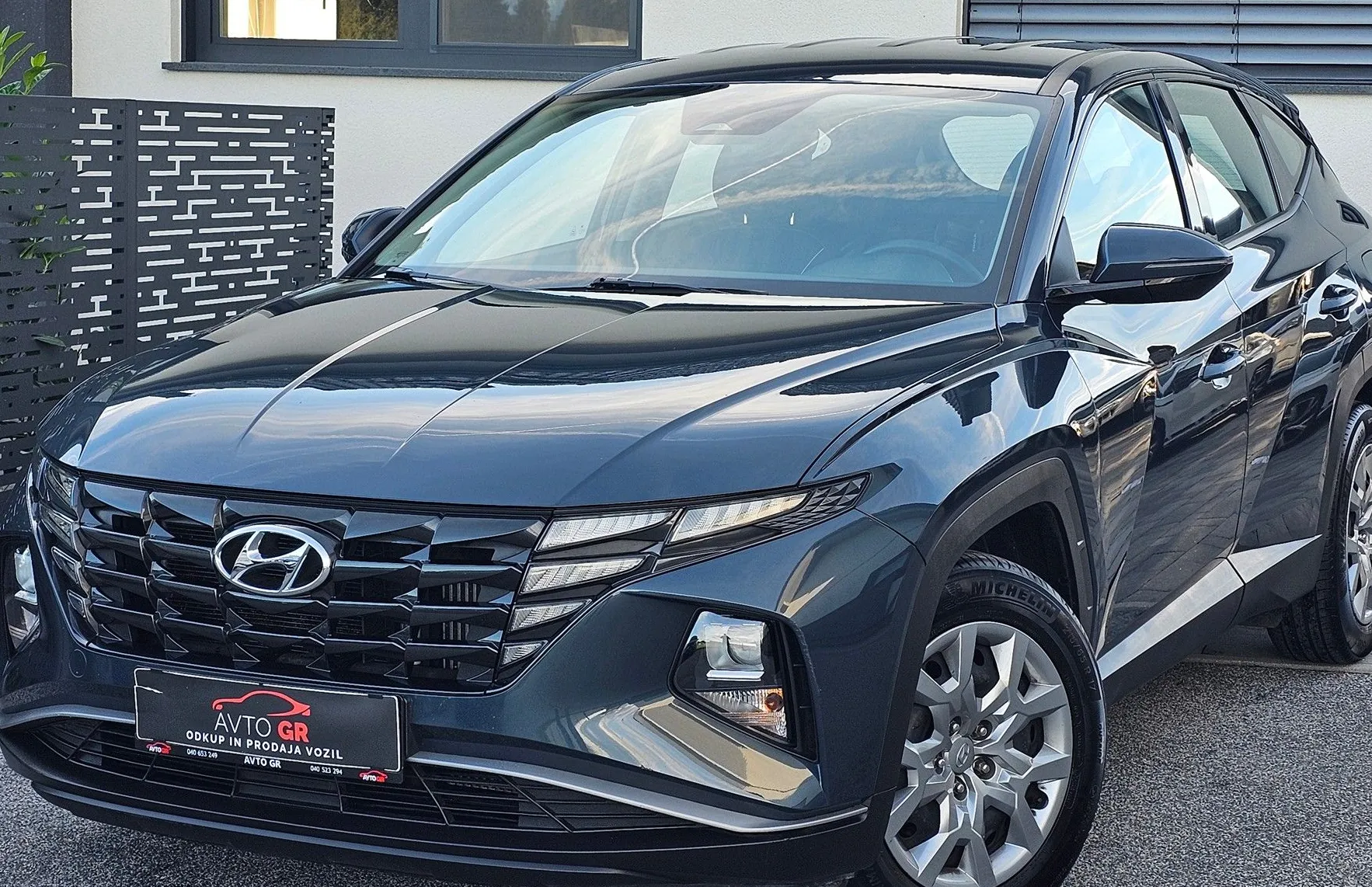 Zunanja slika - Hyundai Tucson - 1.6 T GDI - SLO-1.LAST-ODLIČEN-DARILO STREŠNI KOVČ - 20