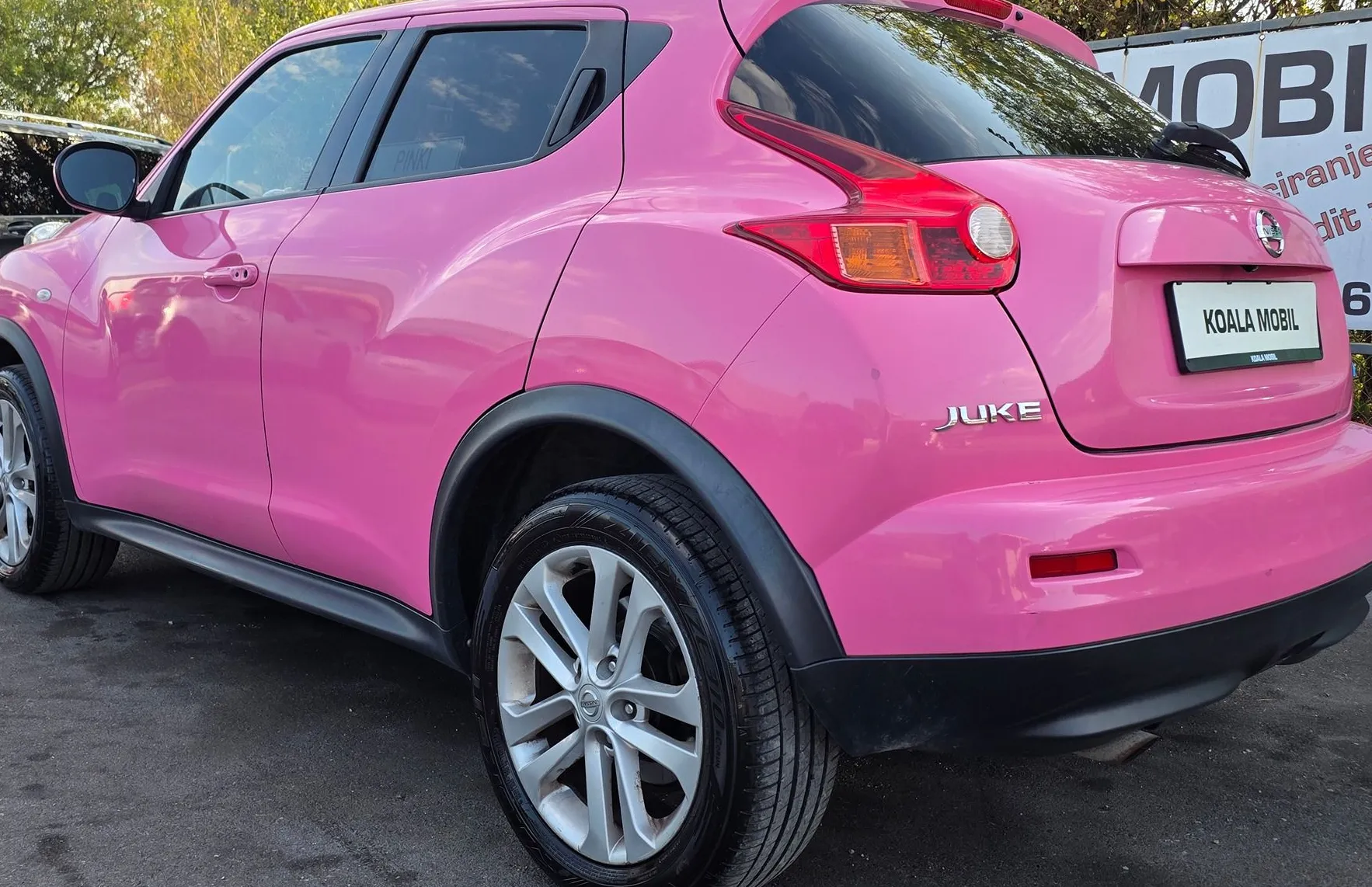 Zunanja slika - Nissan Juke - 1.5 dCi PINK PAKET KLIMA-ALU PLATIŠČA-SLOVENSKI - 6