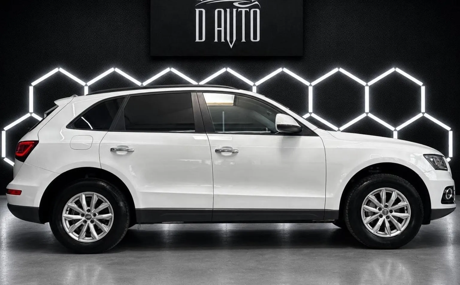 Zunanja slika - Audi Q5 - 2.0 TDI quattro 110kW LED+KLJUKA+PDC... - 5