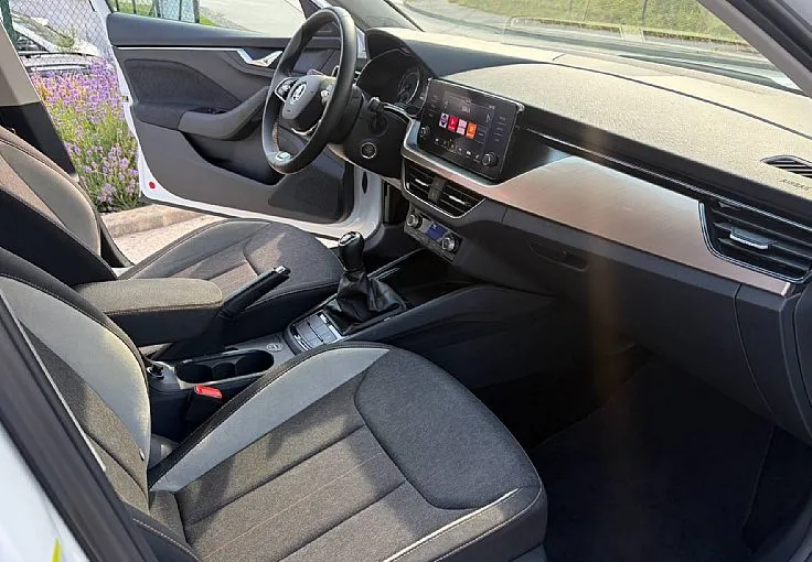 Zunanja slika - Škoda Kamiq - 1.0 TSI Selection 81KW ZELOO LEP - 10