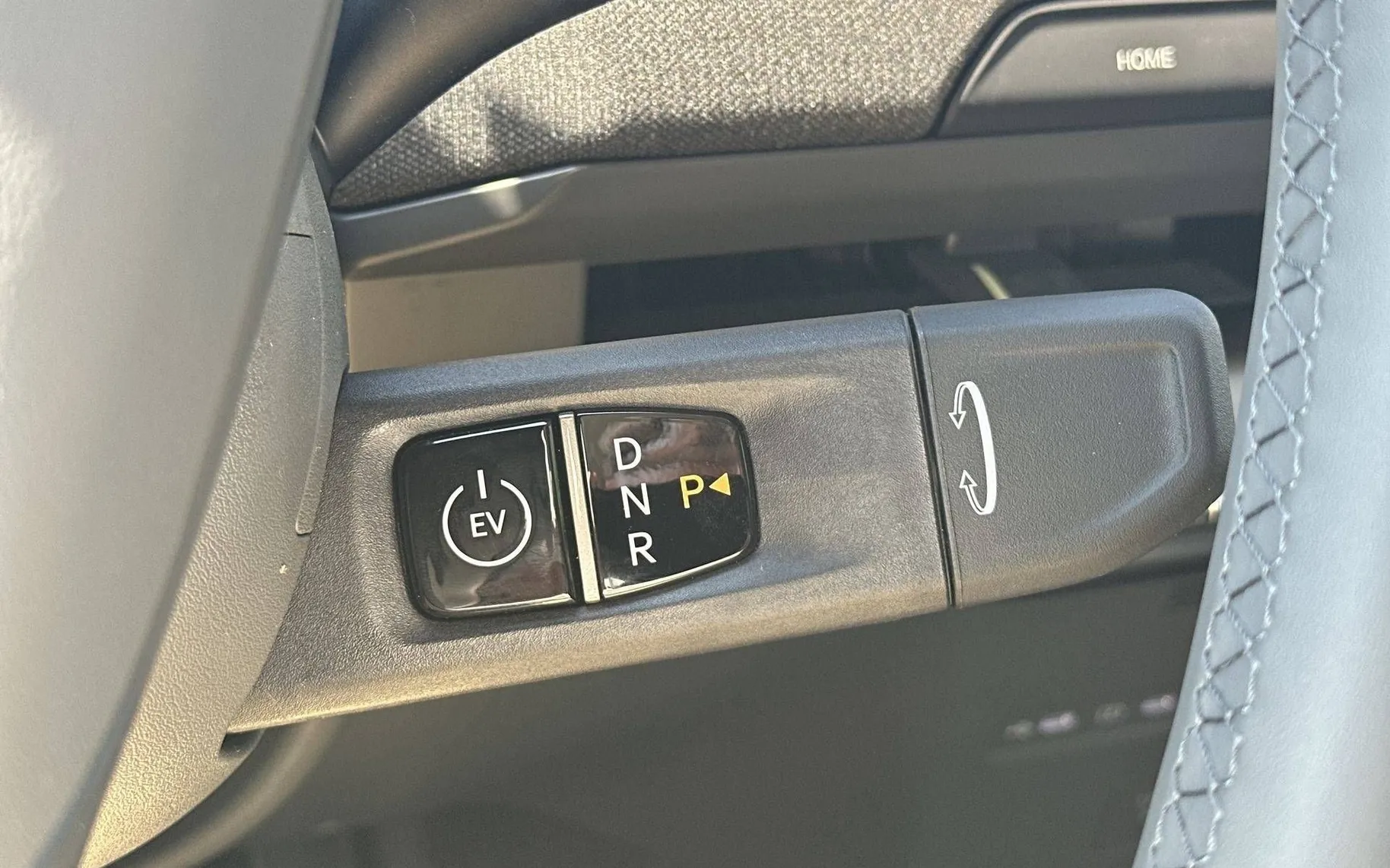 Notranja slika - KIA EV2 - 61 kWh Sky - 20