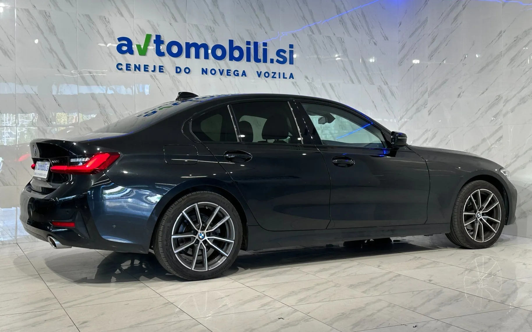 Zunanja slika - BMW serija 3: - 318i Sport Line |Led|Kamera|Virtual|Navi|Gretje| - 5