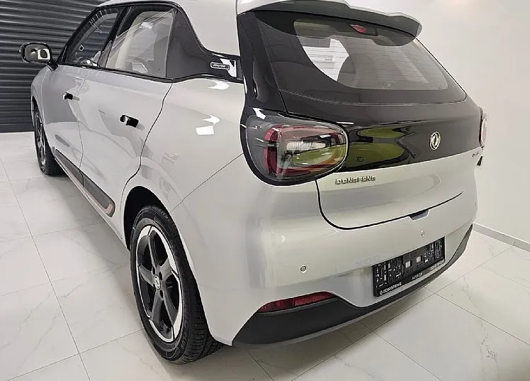 Zunanja slika - Dongfeng Box - 42.3 kWh 70 kW- SILVER-Navedena cena vključuje sub - 14