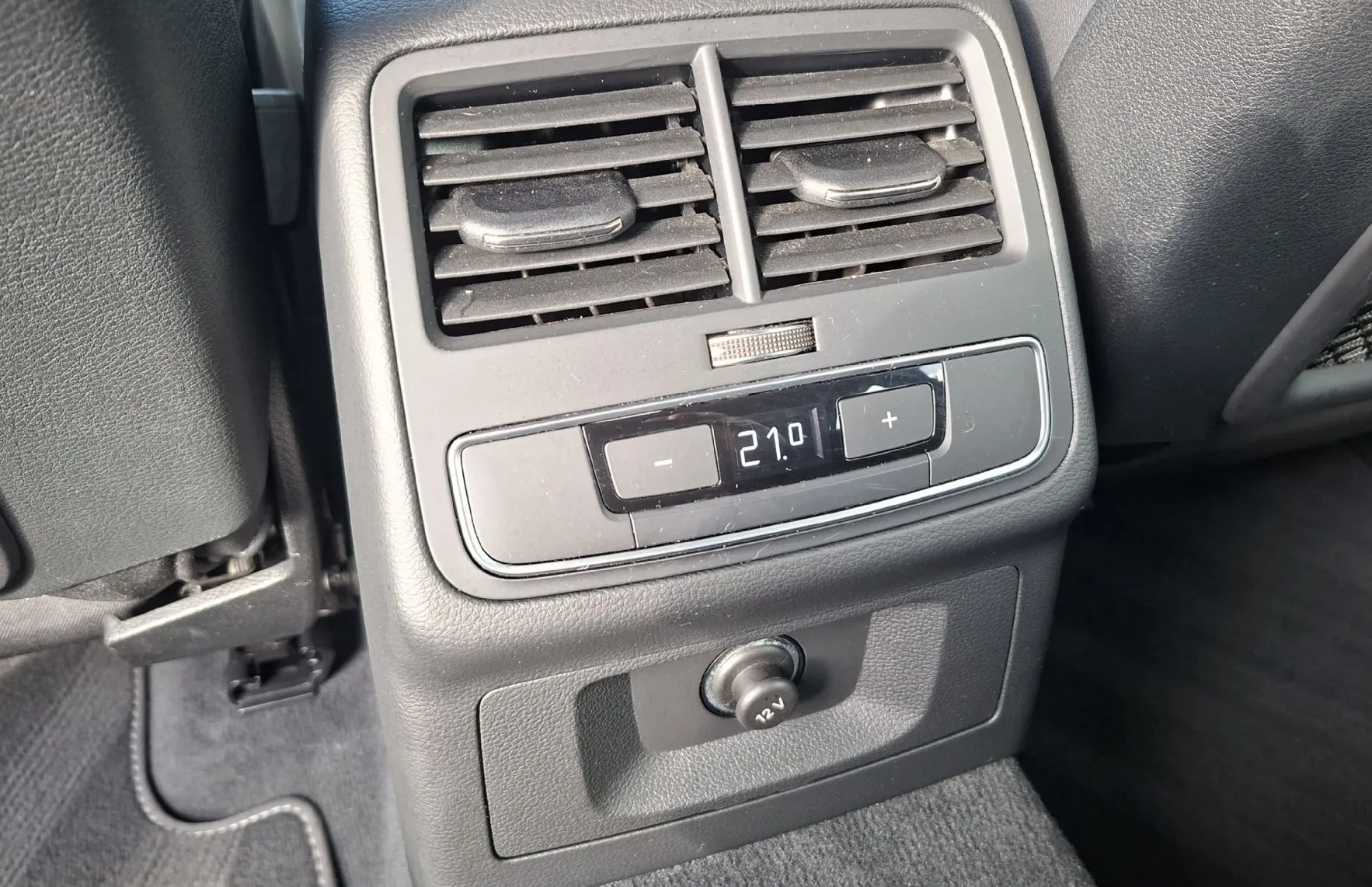 Zunanja slika - Audi A4 - Avant 2.0 TDI S tronic S line VIRTUAL KAMERA MATRIX - 12