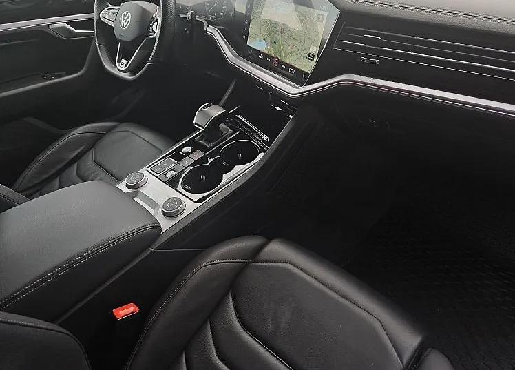 Zunanja slika - VW Touareg - V6 3.0 TDI R-Line 210kW 4M AUT-SLO- SOFT - ZRAČNO - 12