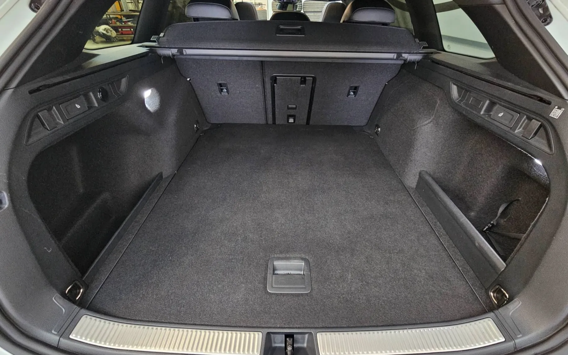 Notranja slika - Volkswagen Passat Variant - 2.0 TDI BMT 4Joy DSG - 10