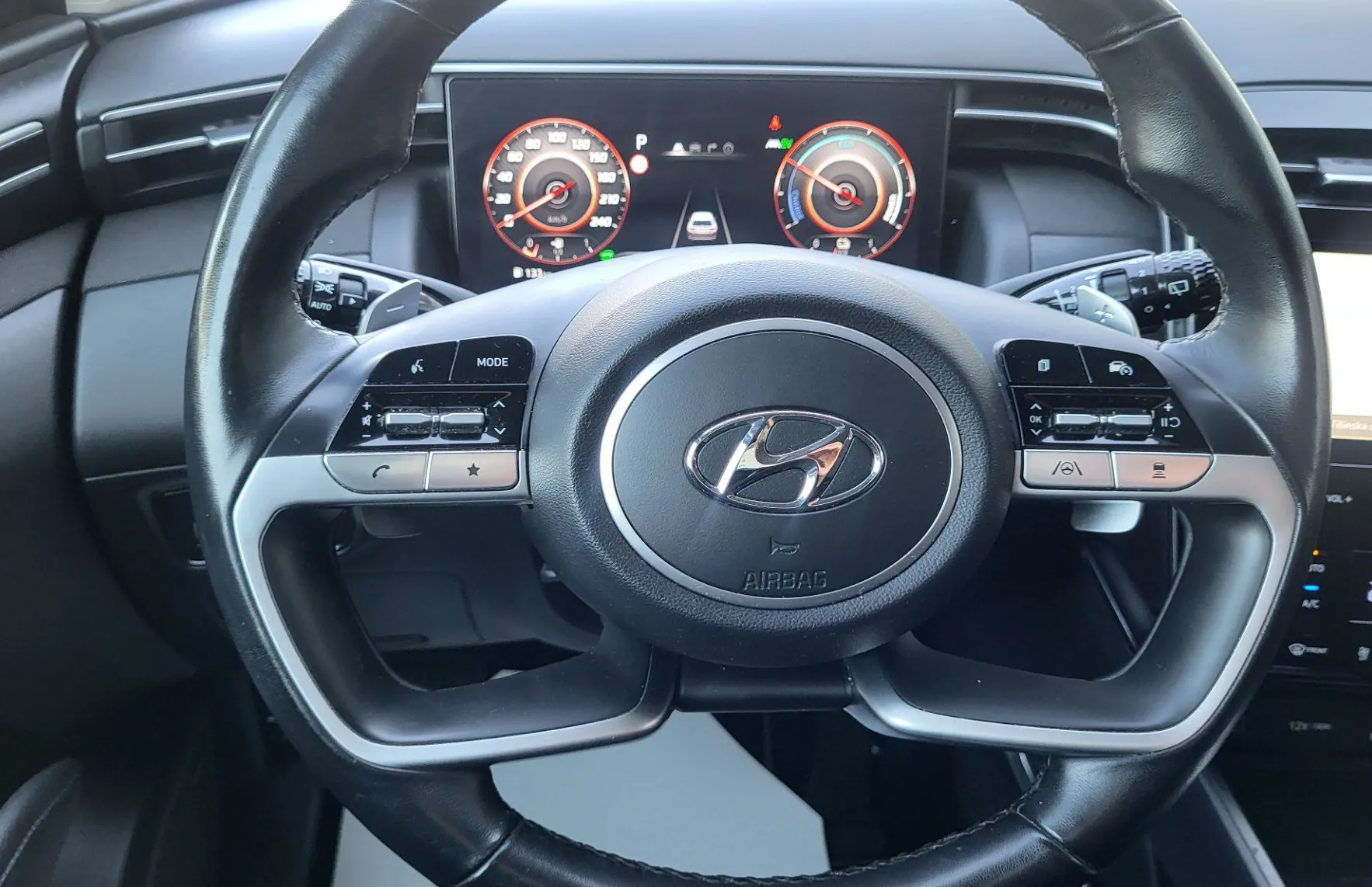 Zunanja slika - Hyundai Tucson - 1.6 T-GDI Hybrid Impression Avt. slo-navi-acc-led- - 9