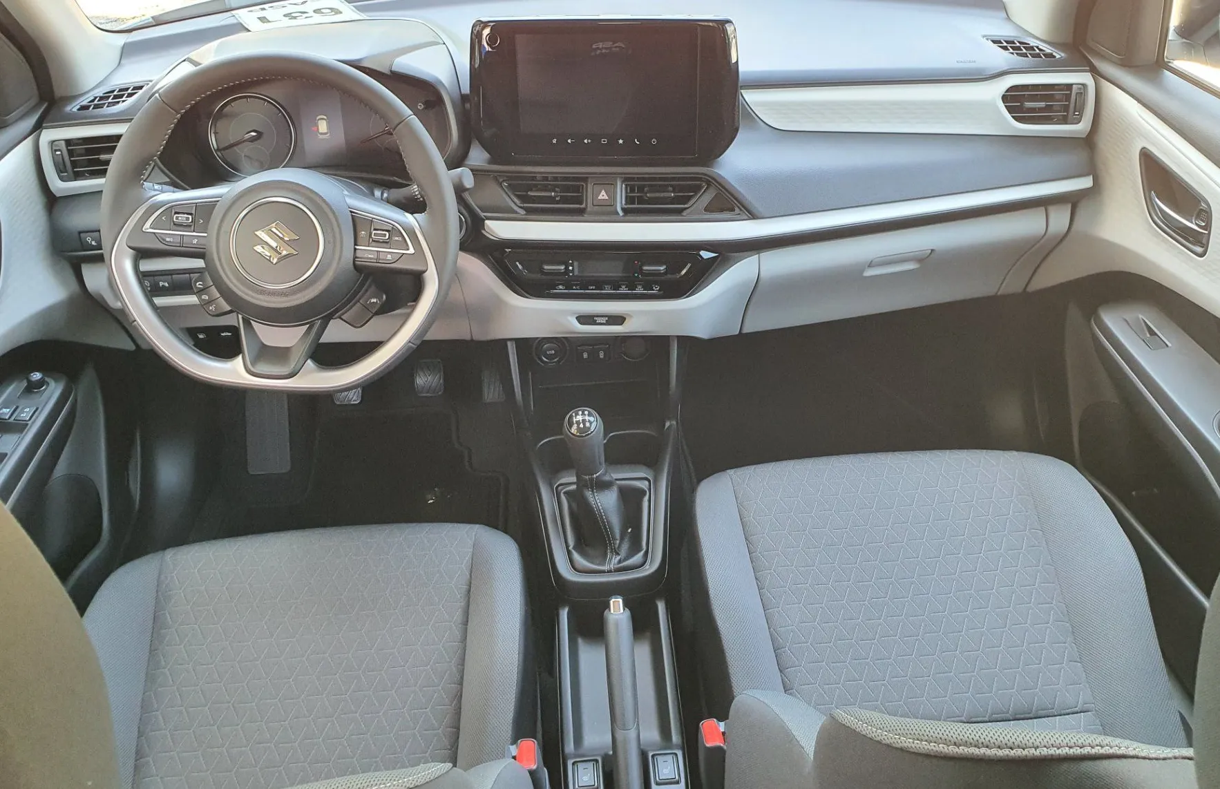 Zunanja slika - Suzuki Swift - 1.2 Dualjet AllGrip Hibrid Premium - 12