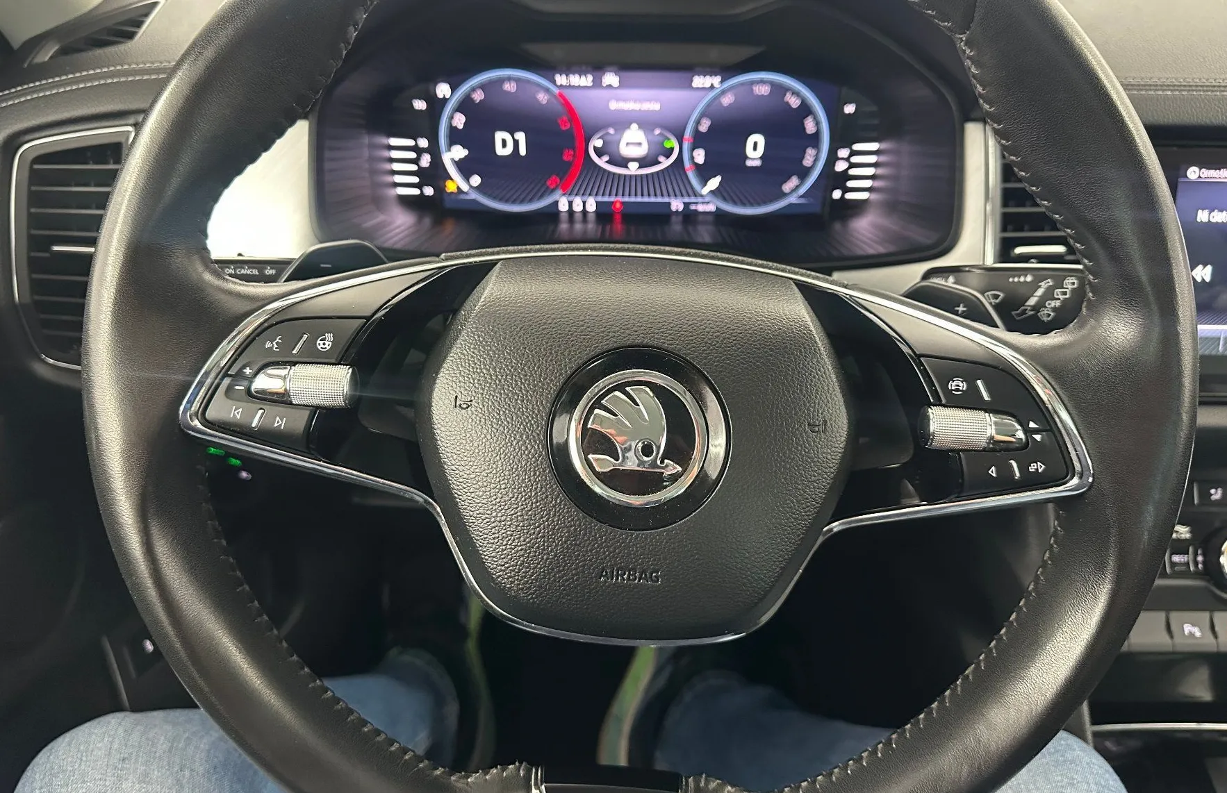 Zunanja slika - Škoda Kodiaq - 2.0 TDI 110kW DSG.NEMŠKI.LED.NAVI.GRE.SEDEŽEV. - 3
