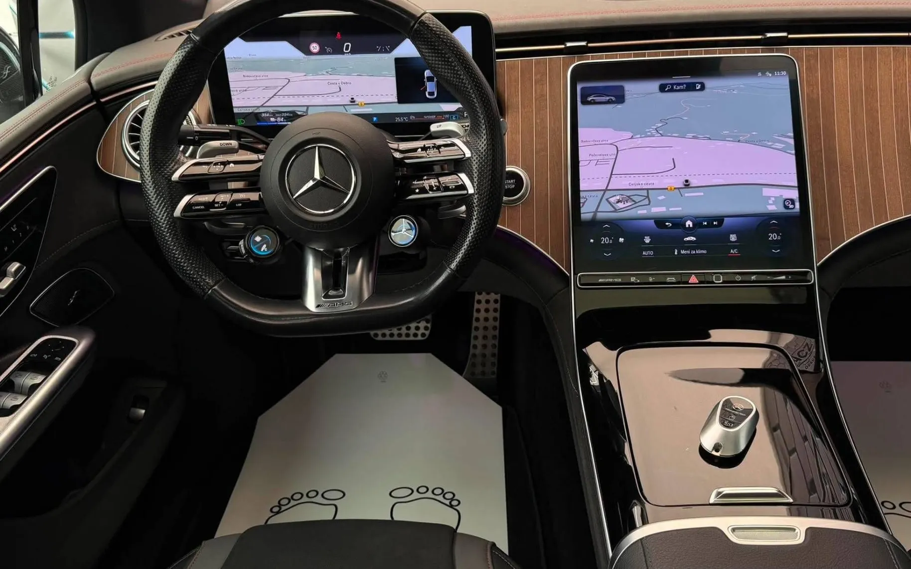 Notranja slika - Mercedes-Benz EQE - AMG 43 4MATIC•DIGITAL•PANO•ZRAČNO•KAMERA•VIRTUAL• - 9