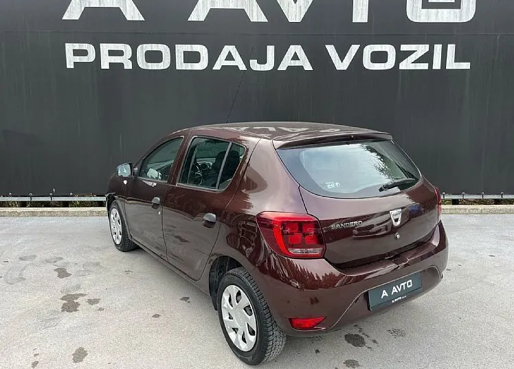Zunanja slika - Dacia Sandero - 1.5 Blue dCi 75 - 4
